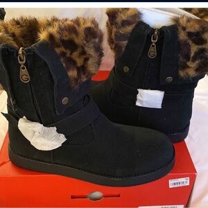 G by Guess Black and Brown Fur Winter Boots